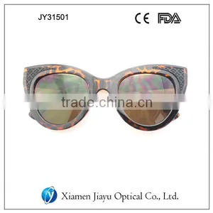 New Design High Quality Controlled Woman Polarized Sunglasses thumbnail-2