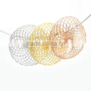 Awesome Wire Work Twisting Geometry Necklace for Women thumbnail-3