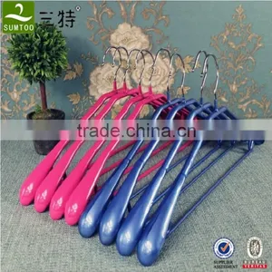 PVC Coated Metal Clothes Colourful Hanger With Bar thumbnail-5