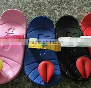 1$ Sandalias Infantiles de Verano Coloridas Lote a la Venta Gran Precio thumbnail-1