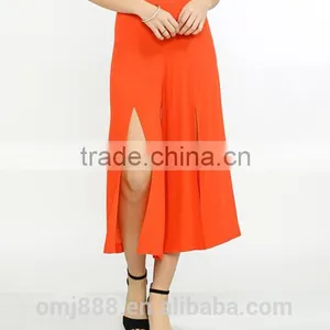 China Supplier Women Loose Front Slit Cotton Gaucho Pants thumbnail-4