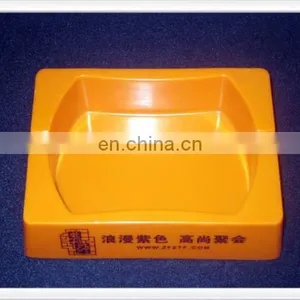 Pocket Ashtray Plastic Ashtray Metal Ashtray in Triangle Shape Black Color thumbnail-6