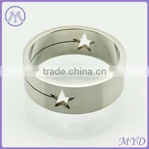 Holiday Christmas Jewelry Gift Stud Spots Design Stainless Steel Ring Band thumbnail-4
