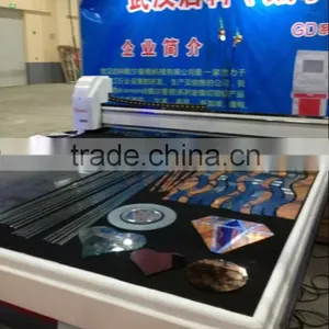 China Wuhan Factory Cnc Glass Cutting Machine/auto Shaped Glass Cutter thumbnail-3