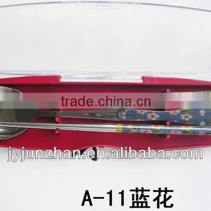 Cheap Chopsticks and Spoon Sets Made in China ( With Blue Flower Stick On) thumbnail-1