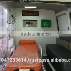 Toyota Land Cruiser Hardtop Ambulance thumbnail-2