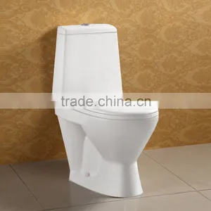 Luxury Wash Down Two Piece P-Trap Toilet thumbnail-4