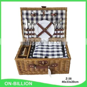 Wholesale Hand Weaving Disposable Picnic Basket With Cutlery thumbnail-1