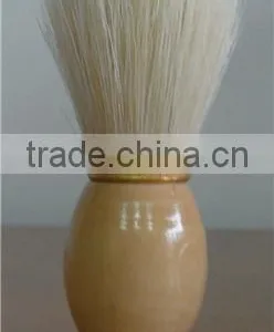 Bristle Shaving Brush With Wood Handle thumbnail-1