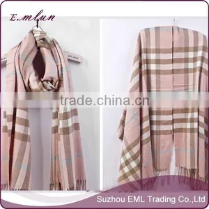Ladies Wrap Around Towels Shawls in Bulk thumbnail-6