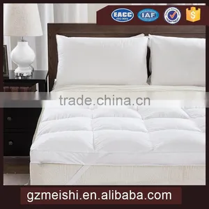 White Goose Down and Feather Filled Mattress Topper Bed Mattress thumbnail-1