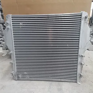 China Manufacturer 96975 oe 1327673 1619667 Excavator Hydraulic Oil Cooler Radiator Water Cooler Radiator thumbnail-4