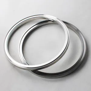a Complete Set of Upper and Lower Manhole Flanges for Stainless Steel Pressure Tanks, Including a Welded Head for Making the Tank Lid thumbnail-2
