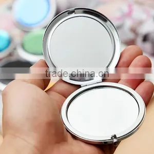 Customized Monogram Initial Logo Crystal Compact Pocket Mirrors thumbnail-3