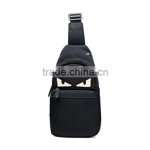 New Design Factory Custom Promotional Men High Quality Nylon Messenger Bag thumbnail-1