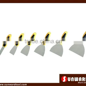 EZ-GRIPTM Handle Putty Knife thumbnail-1