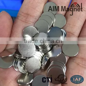 20mm Diameter x 2mm Thick N42 Neodymium Disc Magnets thumbnail-4
