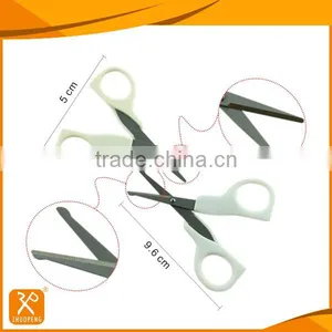 High Quality Professional Beauty Nose Hair Scissors thumbnail-1