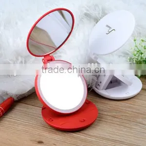 Fancy Battery Lighted Portable Wedding Table Mirrors With 5x Magnifying thumbnail-6