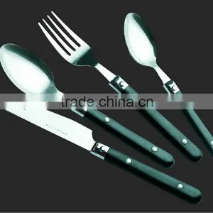 4pcs Plastic Handle Colorful Flatware thumbnail-1