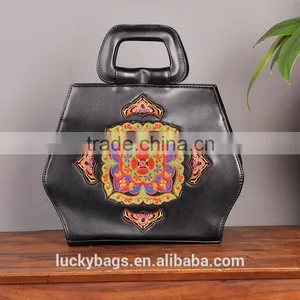 China Embroidery Original National Handbag Big Bulk Women Handbag thumbnail-4