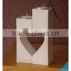 Classic Wooden Heart-shaped Candle Holder thumbnail-2