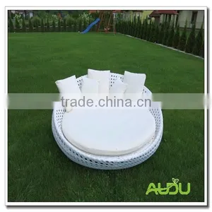 Audu Lawn Daybed/Lawn Garden White Daybed thumbnail-6