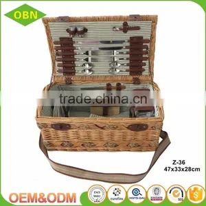 2017 New Design Luxury Wicker Picnic Hamper With Lock Belt thumbnail-1