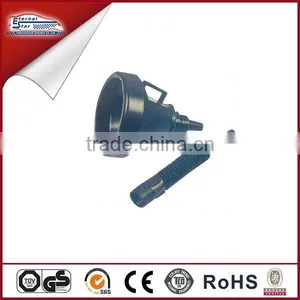 Flexible Plastic Oil Funnel thumbnail-1