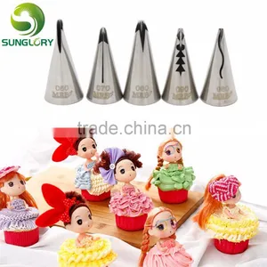 Hot Selling Wedding Cake Decorating Icing 5PCS Stainless Steel Russian Nozzles Pastry Bobbi Skirt Cake Nozzles Decoration Piping thumbnail-1