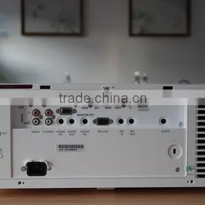 Digital Cinema Large Projection Screen 10000 Lumens 3D Edge Blending WUXGA 4K Projector thumbnail-4