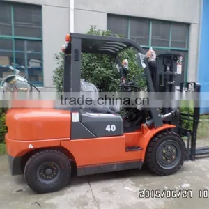 4Ton LPG Forklift thumbnail-1