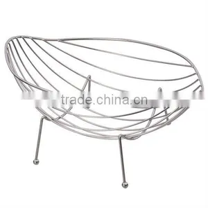Metal Wire Fiower-shape Fruit Basket thumbnail-4