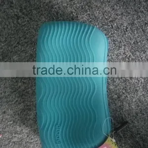 Hot Sell and Cheap Silicone Zipper Bag thumbnail-1