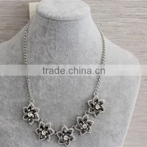 Cheap Price White Gold Plated Jewelry, Fashionable Design Jewerly Flower Crystal Necklace thumbnail-3