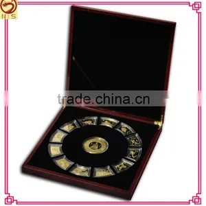 Custom Velvet Wooden Plastic Badge Box thumbnail-1