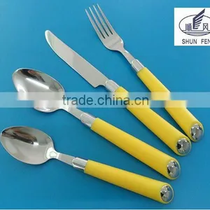 Fashionable Plastic Handle Cutlery thumbnail-3