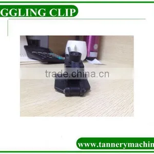 Common Plastic Toggling Machine Clips thumbnail-2