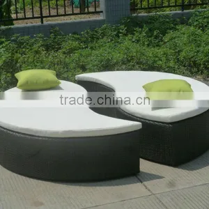 Audu Rattan Queen Cheap Outdoor Patio Daybed thumbnail-2