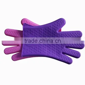 High Quality Custom Novelty Silicone Oven Mitts,Heat Resistant Anti- Radiation Gloves thumbnail-3