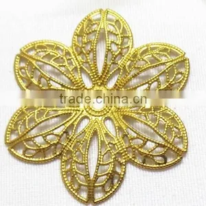 Religious Jewelry Finding Brass Flower Cross Jewelry Accessories Hollow Out Metal Cross Garment Accessories thumbnail-5
