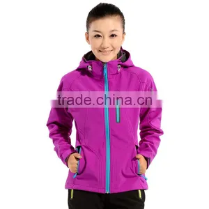 Customized Design High Quality Waterproof Woman Softshell Jackets thumbnail-4