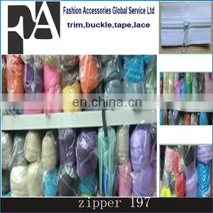 Colorful Manufacturer Nylon Zipper Wholesale Promotional Polyester Zipper Cheap thumbnail-1
