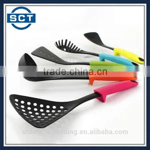 5 Piece Multi Colored Nylon Kitchen Utensil Cooking Set Heat Resistant thumbnail-1