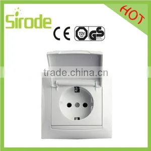 High Quality 2 Gang Double European Power Wall Plate Socket Outlets With Mobile Phone Charger 2 USB Ports thumbnail-3