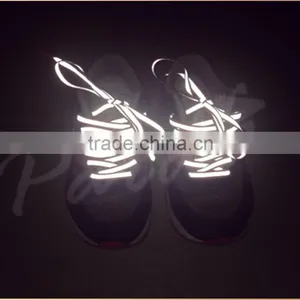 Clubbing 3M Light Reflective Shoe Laces Reflects Light in the Dark thumbnail-4