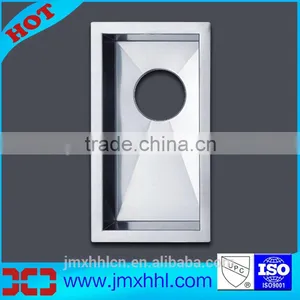 China Supplier CUPC Handmade Undermount Stainless Steel Kitchen Sink Manufacturer thumbnail-1