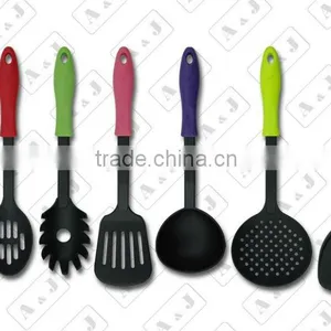 7 PCS Nylon Kitchen Tools Set With Colorful Handle thumbnail-1