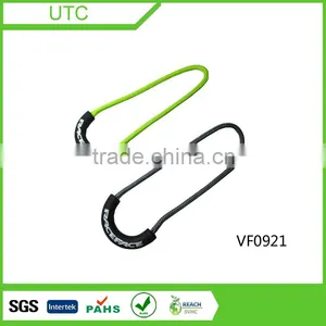 Garment U Shape Rubber Puller With Custom Logo thumbnail-1