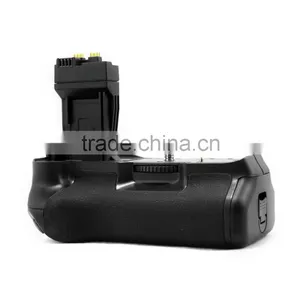 Camdiox Battery Grip for Canon 550D 600D 650D 700D thumbnail-2